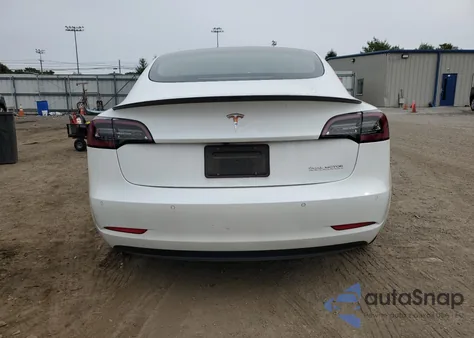 2020 Tesla Model 3 из США, поврежденный, VIN 5YJ3E1EC3LF791749